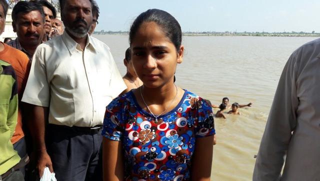 11岁女孩游570公里横渡恒河