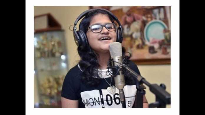 印度女孩用85种语言唱歌，创吉尼斯世界纪录